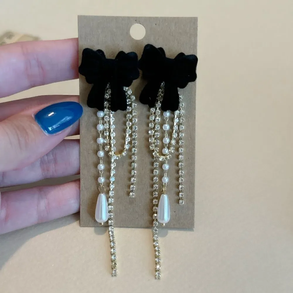 Pearl drop earrings M872